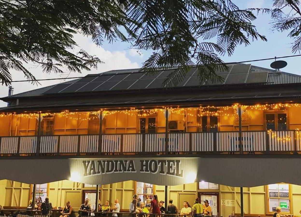 Yandina Hotel Экстерьер фото
